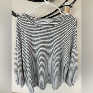 Lucky Brand Top. Light grey and white. Size Medium.